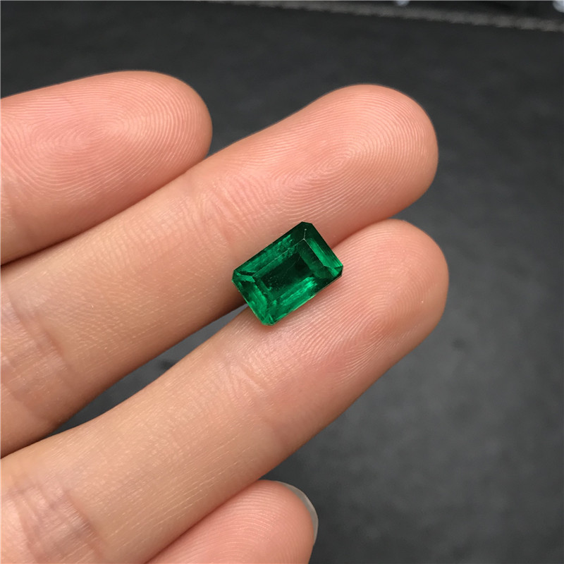 祖母绿裸石3.17ct