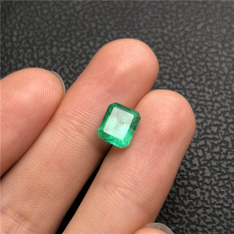 祖母绿裸石2.35ct