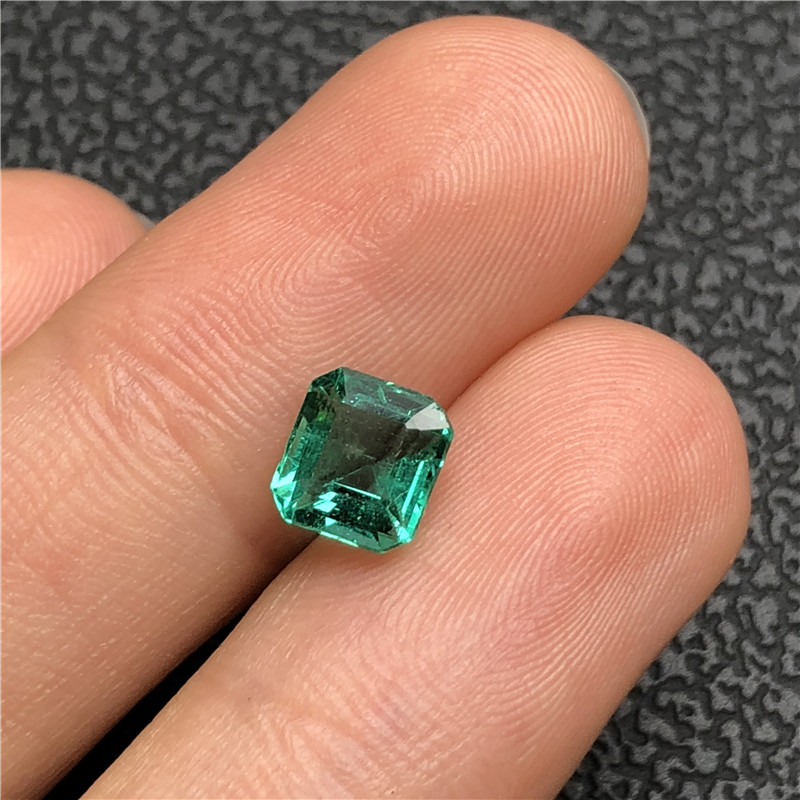 赞比亚祖母绿裸石1.668ct