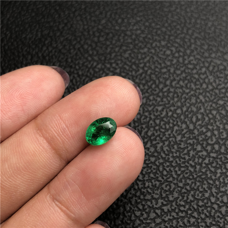 赞比亚祖母绿裸石1.23ct