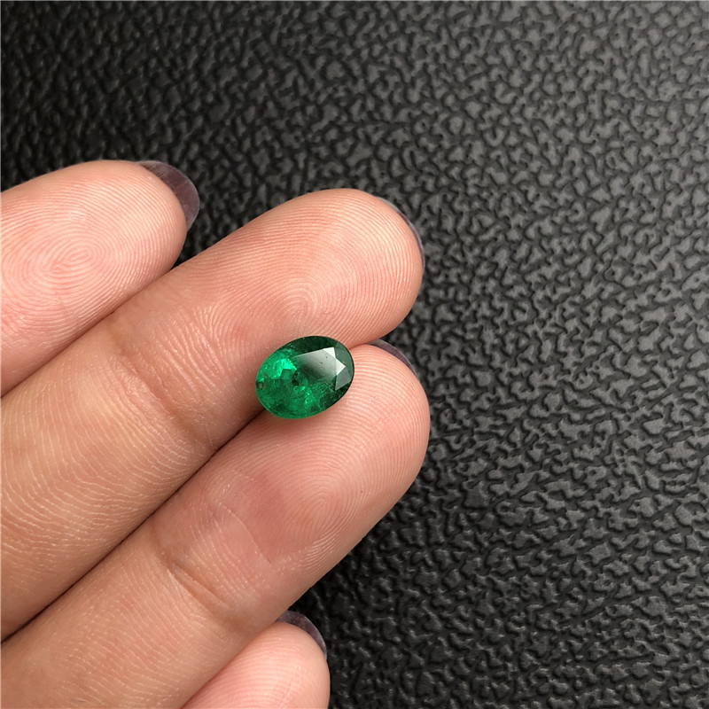 赞比亚祖母绿裸石1.3ct