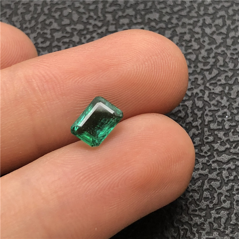 赞比亚祖母绿裸石1.145ct
