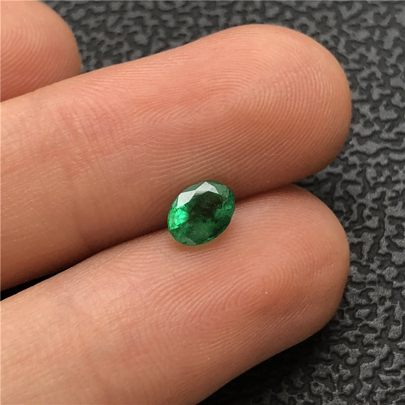 赞比亚祖母绿裸石0.672ct