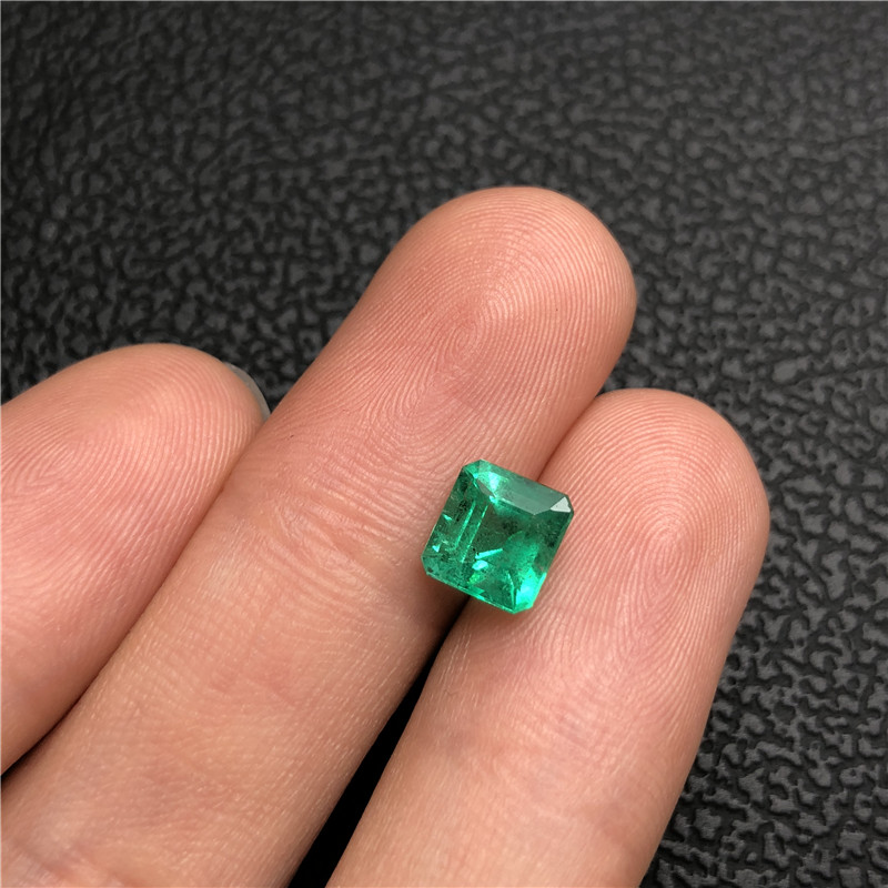 哥伦比亚祖母绿裸石1.59ct