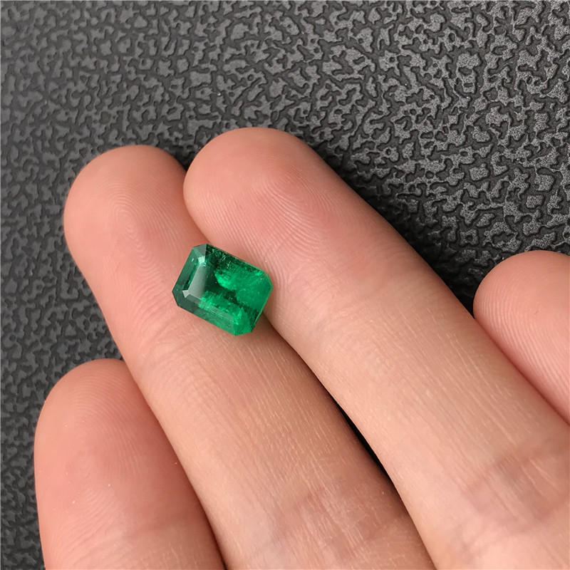 哥伦比亚祖母绿裸石 2.14ct GRS green Minor