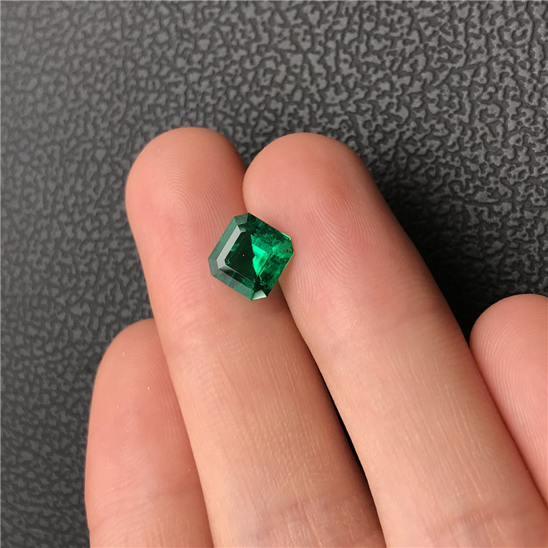 哥伦比亚祖母绿裸石 1.68ct GRS vivid muzo Insignifican