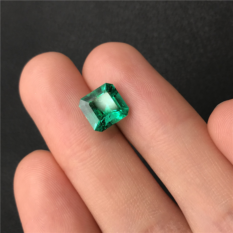 哥伦比亚祖母绿裸石 2.66ct GRS green Minor