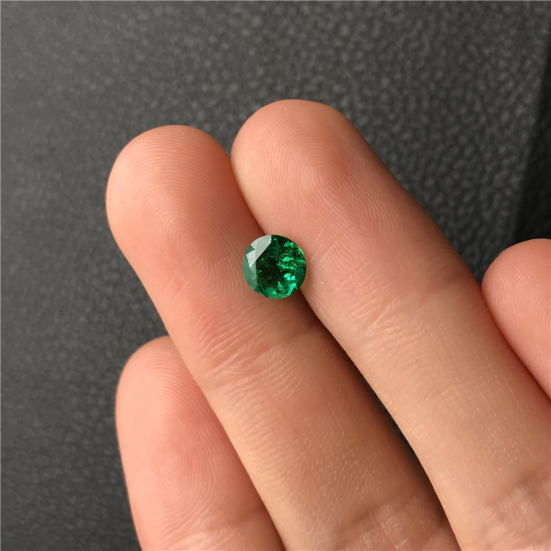 哥伦比亚祖母绿裸石 0.95ct Green Minor-to-Moderate