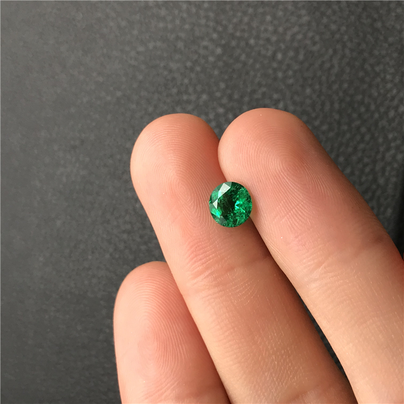 哥伦比亚祖母绿裸石 0.95ct Green Minor-to-Moderate