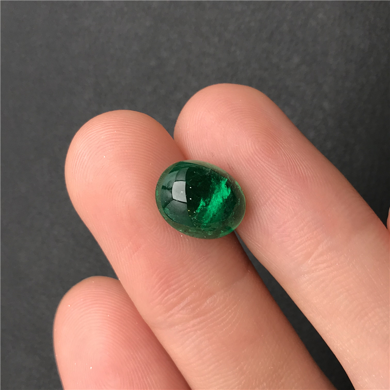 哥伦比亚祖母绿裸石 4.85ct Vivid Green Minor-to-Moderate