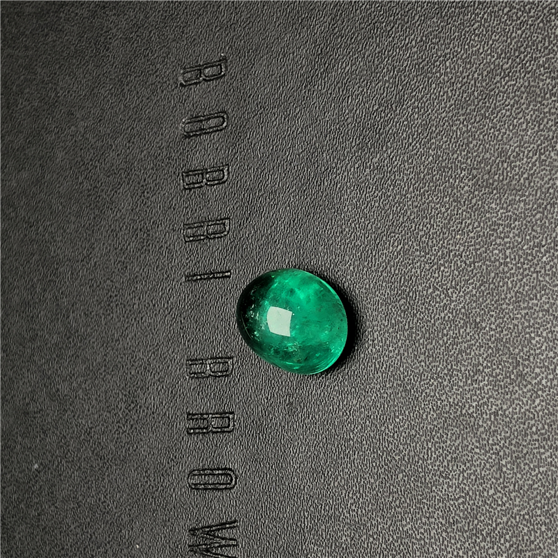 哥伦比亚祖母绿裸石 10.11ct Green Minor