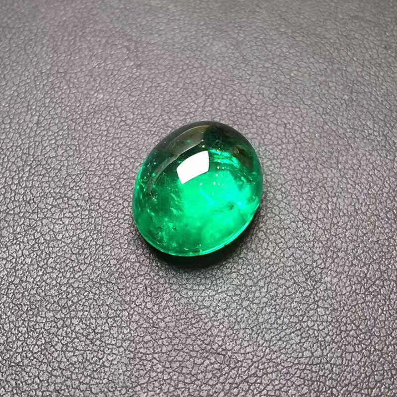 哥伦比亚祖母绿裸石 13.53ct Green Minor