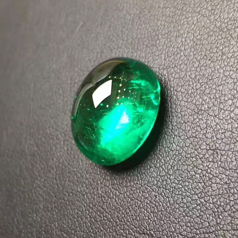 哥伦比亚祖母绿裸石 13.53ct Green Minor