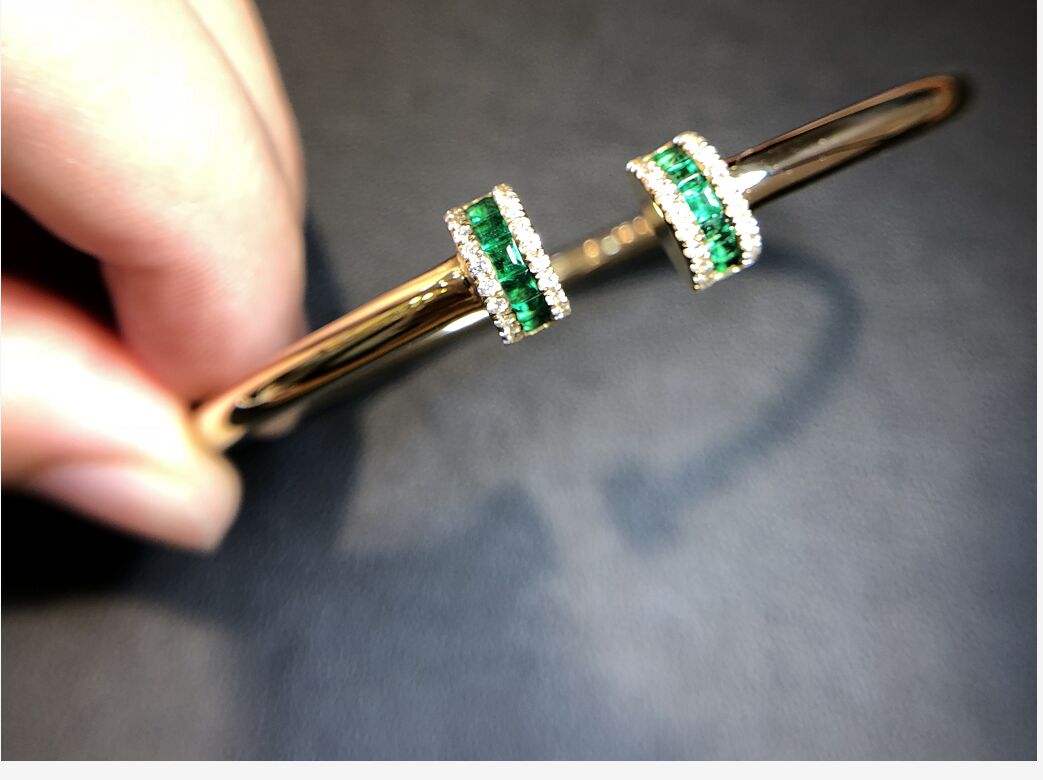 黄18K金祖母绿手链0.4920ct