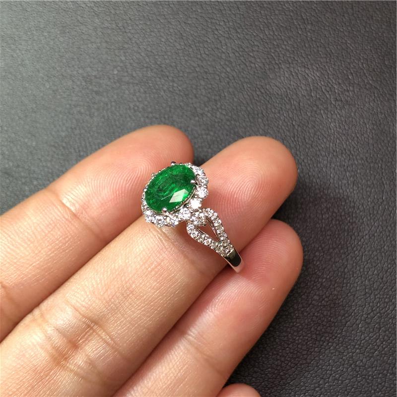 白18K金祖母绿戒指1.33ct