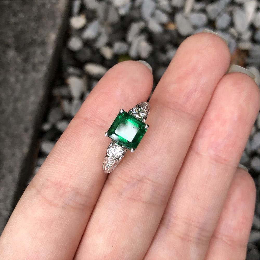 白18K金祖母绿戒指1.92ct