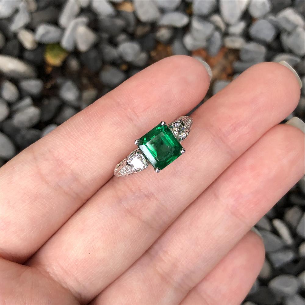 白18K金祖母绿戒指1.92ct