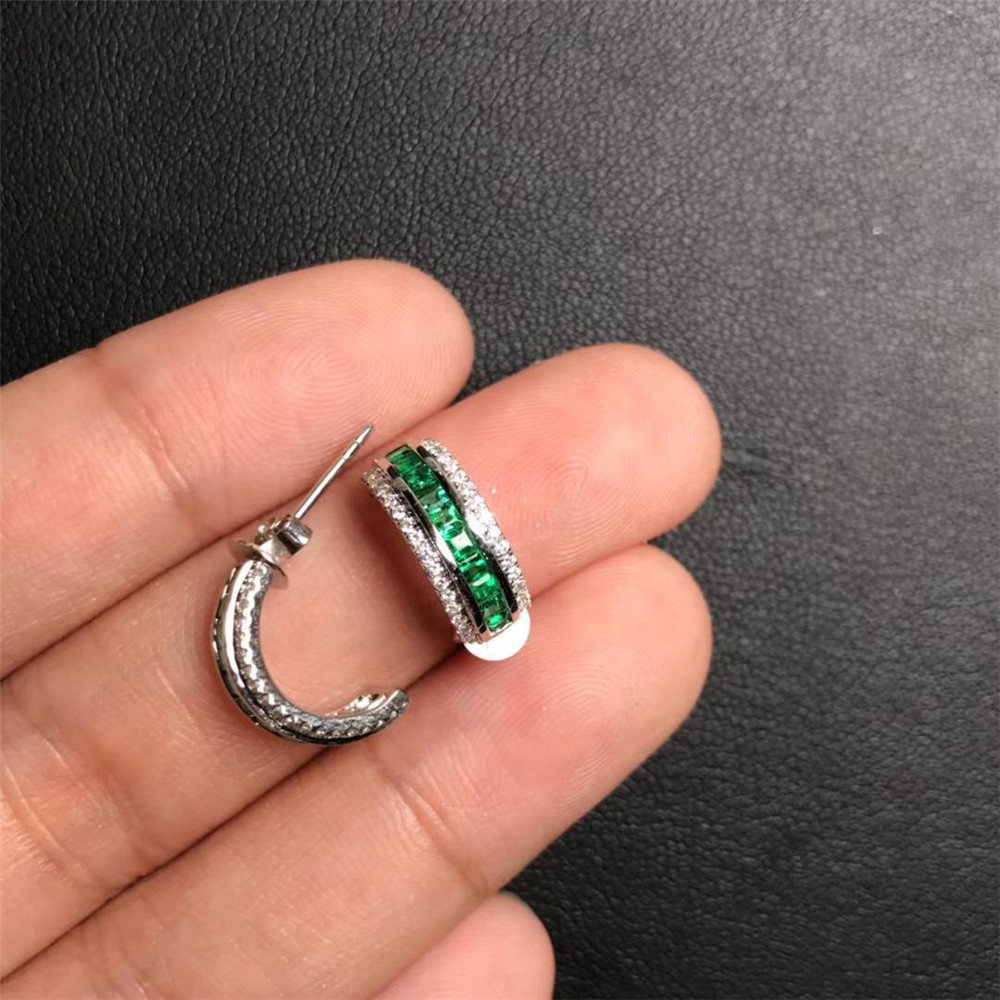 白18K金祖母绿耳钉0.63ct