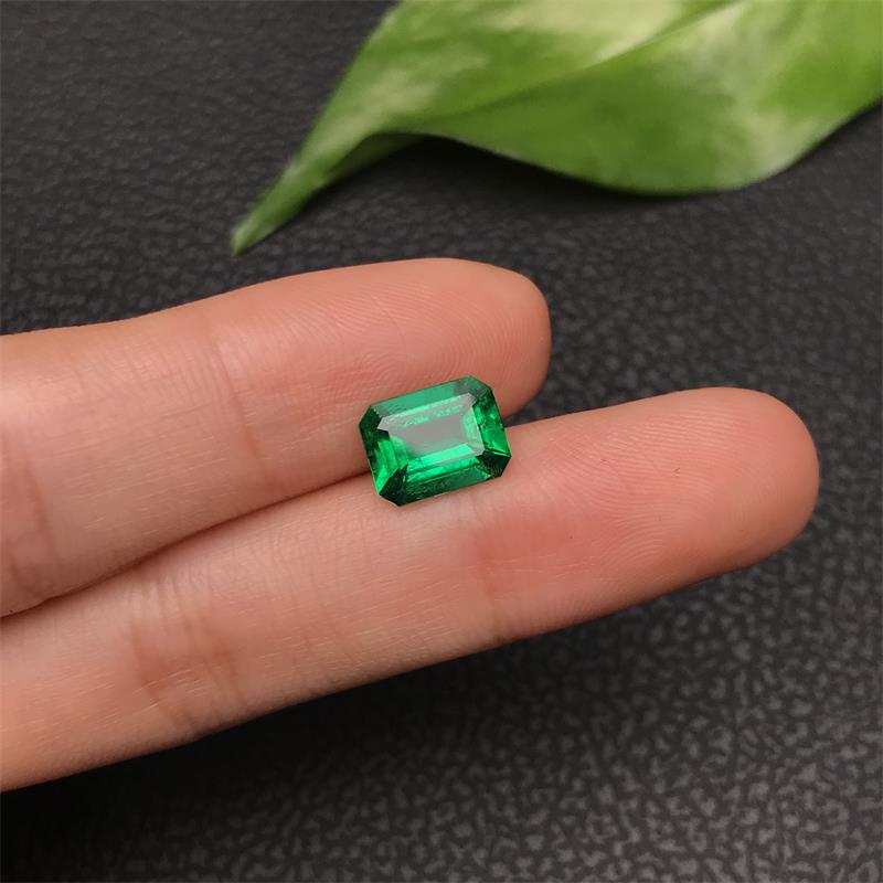 哥伦比亚祖母绿裸石2.25ct VGM No