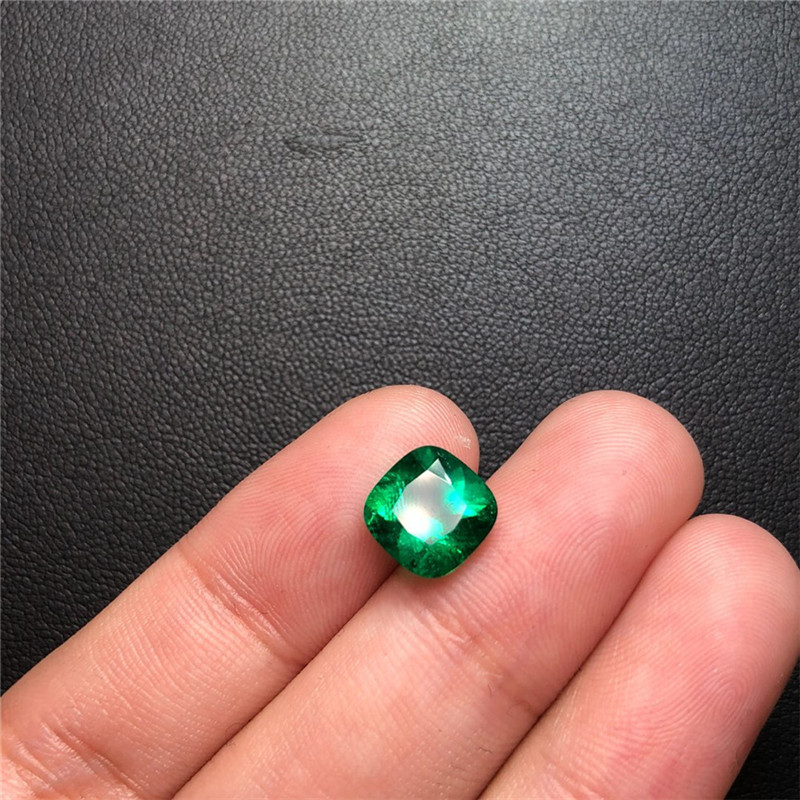 祖母绿裸石2.33ct VGM ins