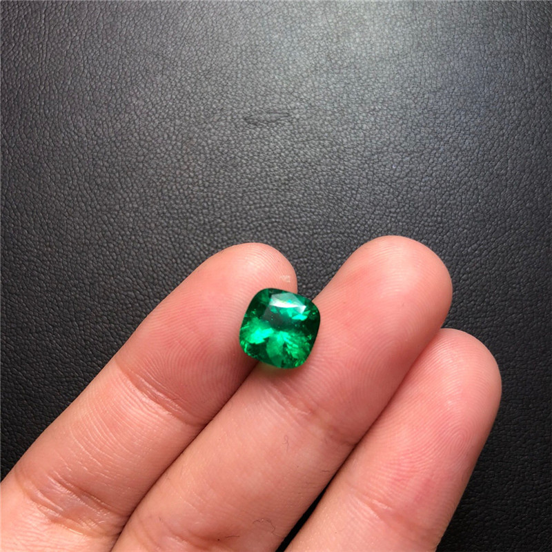 祖母绿裸石2.33ct VGM ins