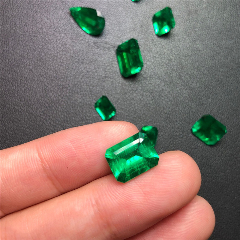 祖母绿裸石3.37ct vvg ins