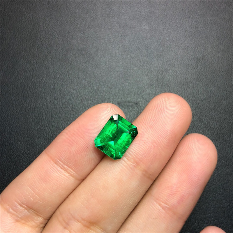 祖母绿裸石3.38ct vvg ins