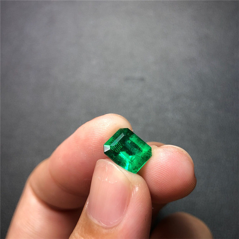 祖母绿裸石2.19ct VGM ins