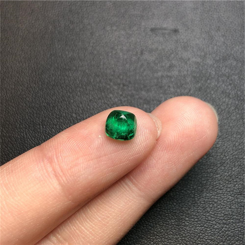 祖母绿裸石1.26ct VGM ins