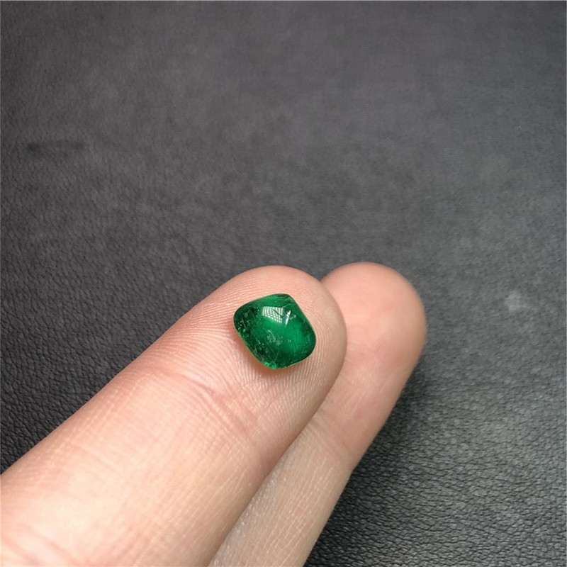 祖母绿裸石1.54ct VGM ins