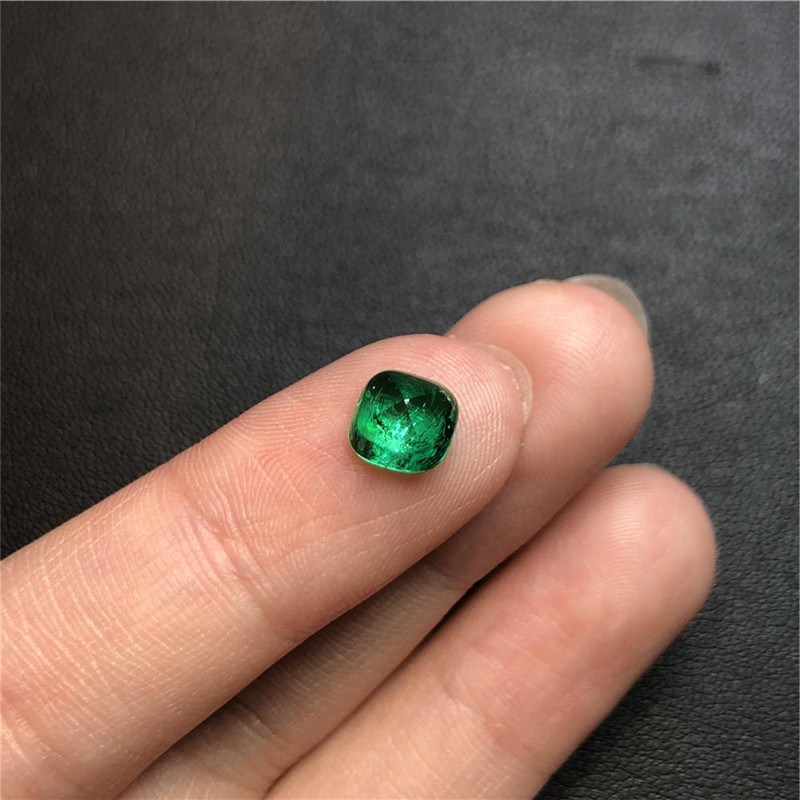 祖母绿裸石1.23ct VGM ins