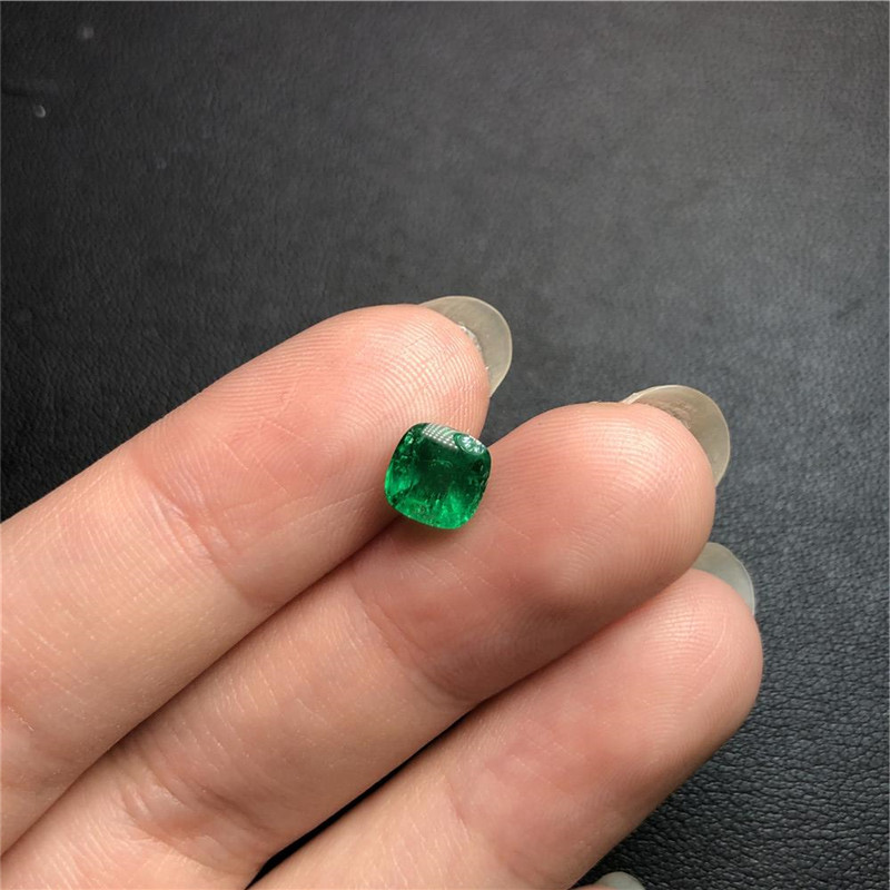祖母绿裸石1.21ct VGM ins