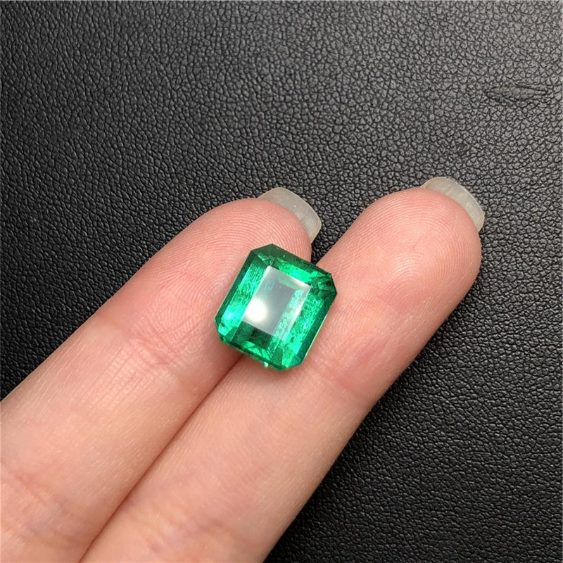 祖母绿裸石7.06ct vvg ins