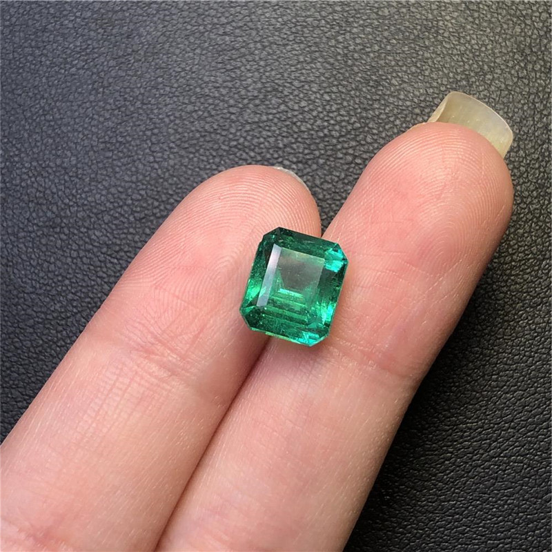 祖母绿裸石3.96ct int min