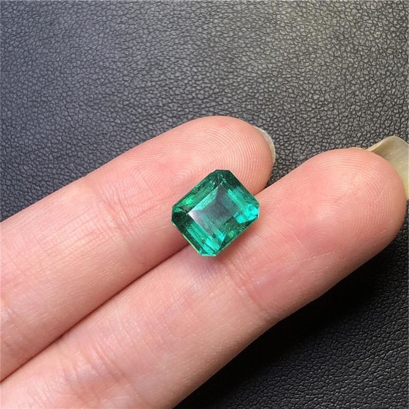 祖母绿裸石3.96ct int min