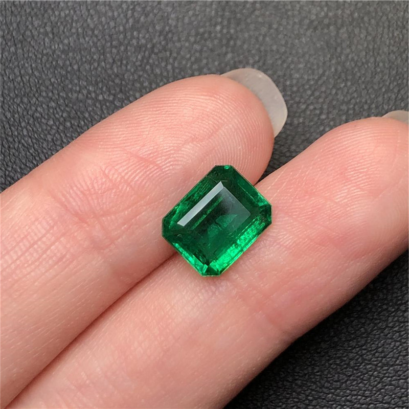 祖母绿裸石2.6ct