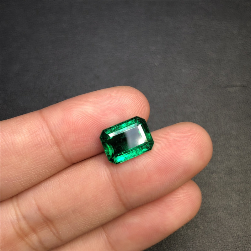 祖母绿裸石3.25ct vvg min