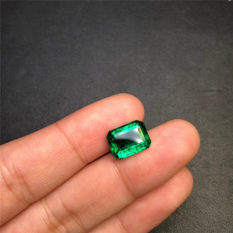 祖母绿裸石3.25ct vvg min