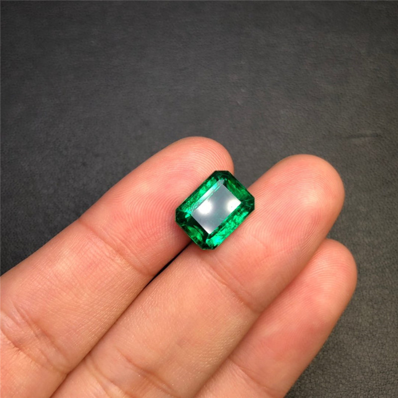 祖母绿裸石3.25ct vvg min