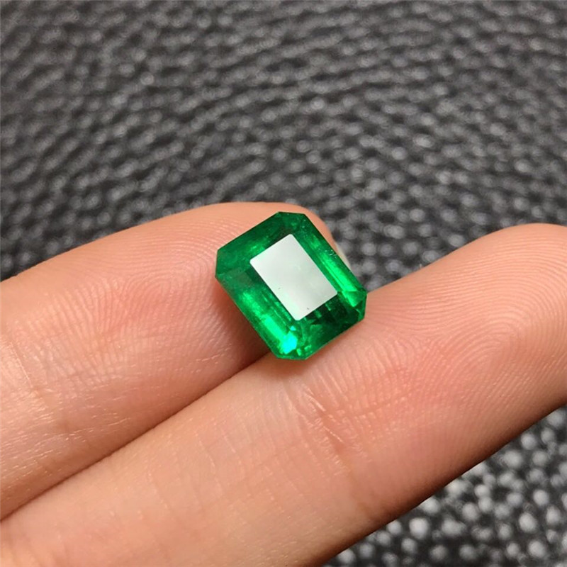 祖母绿裸石3.26ct vvg ins