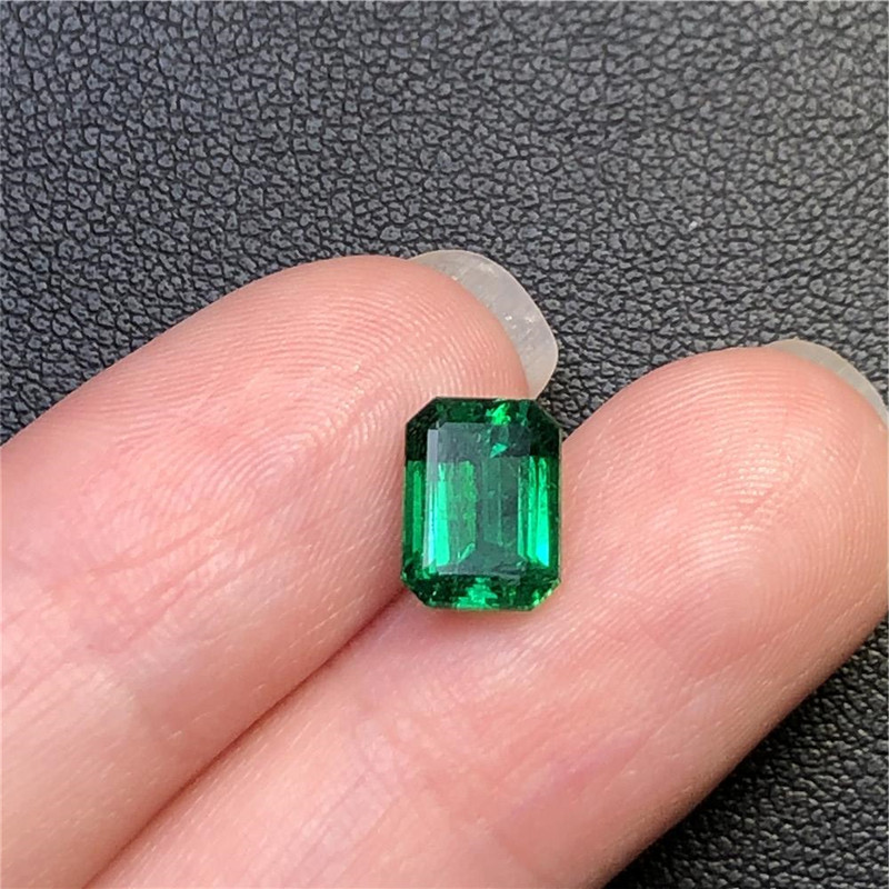 祖母绿裸石1.8ct ver ins