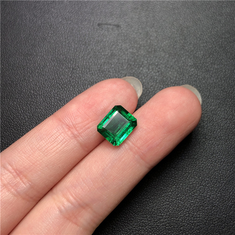 祖母绿裸石3.17ct vvg ins