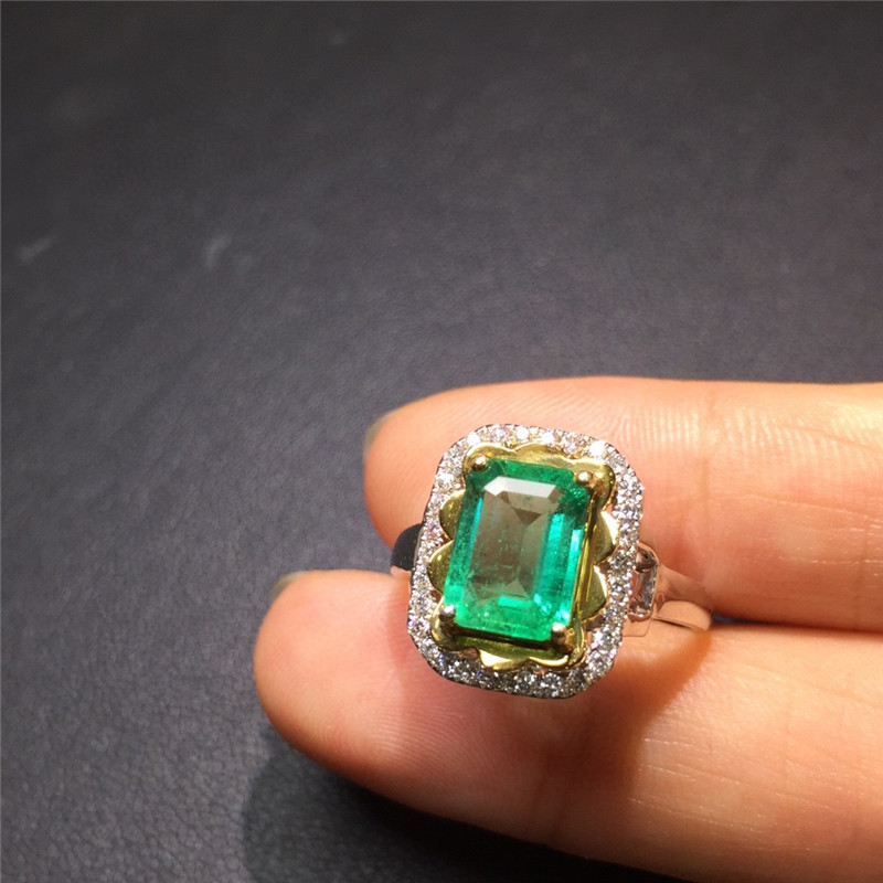 白18K金祖母绿钻石戒指1.935ct