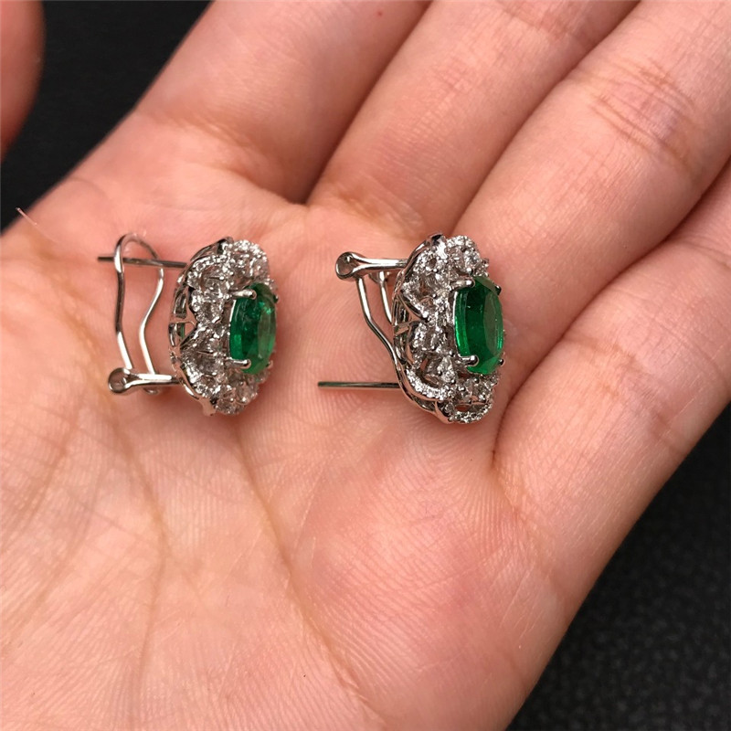 白18K金祖母绿耳钉2.5900ct/2p