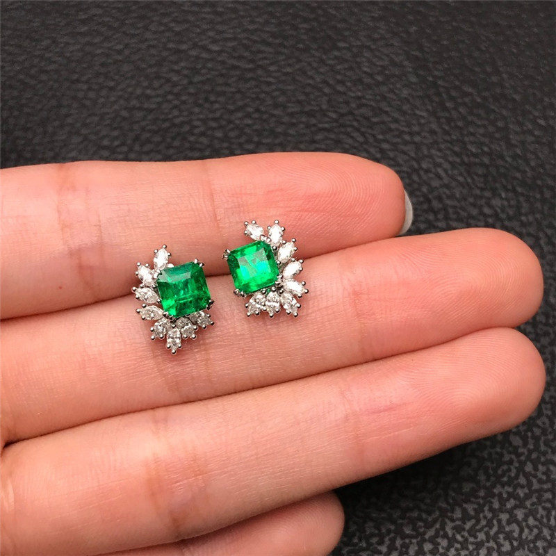 白18k金祖母绿耳钉1.7210ct