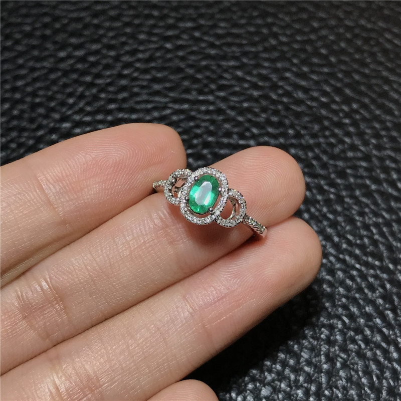 白18k金祖母绿钻石戒指0.36ct