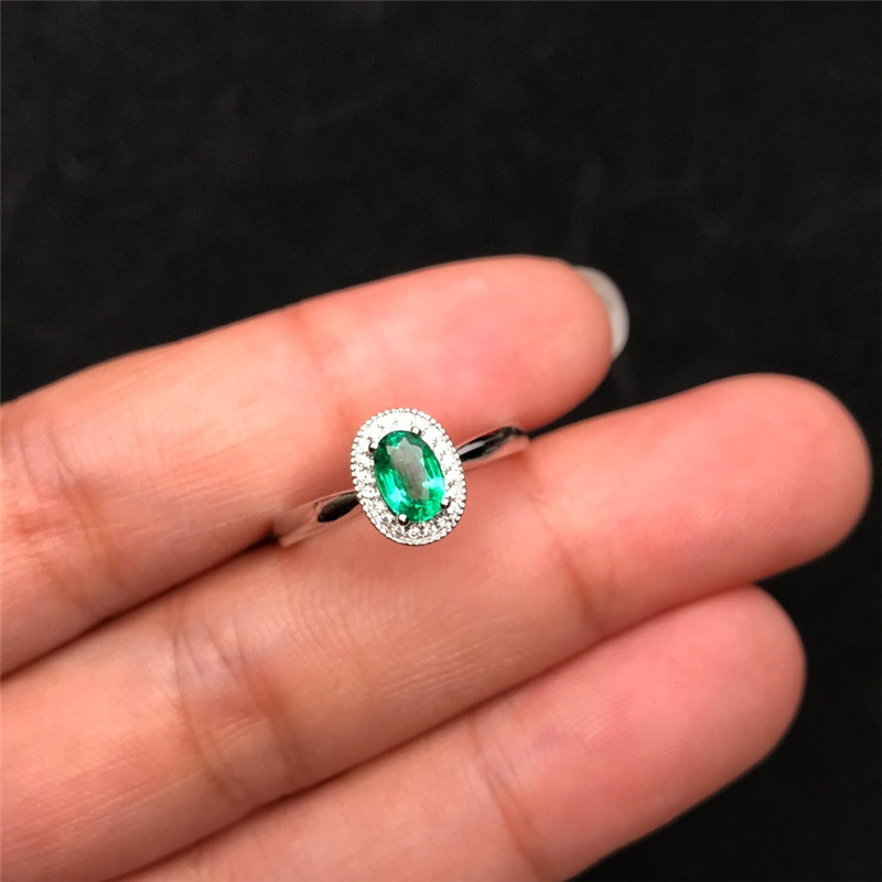 白18K金祖母绿戒指0.4160ct