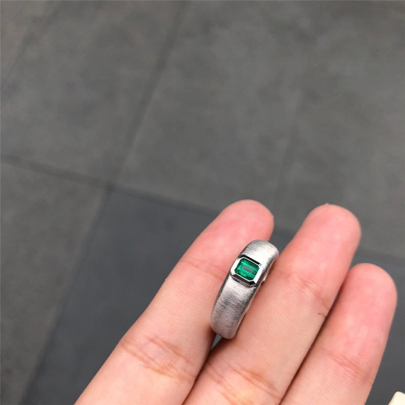 白18K金祖母绿钻戒0.275ct