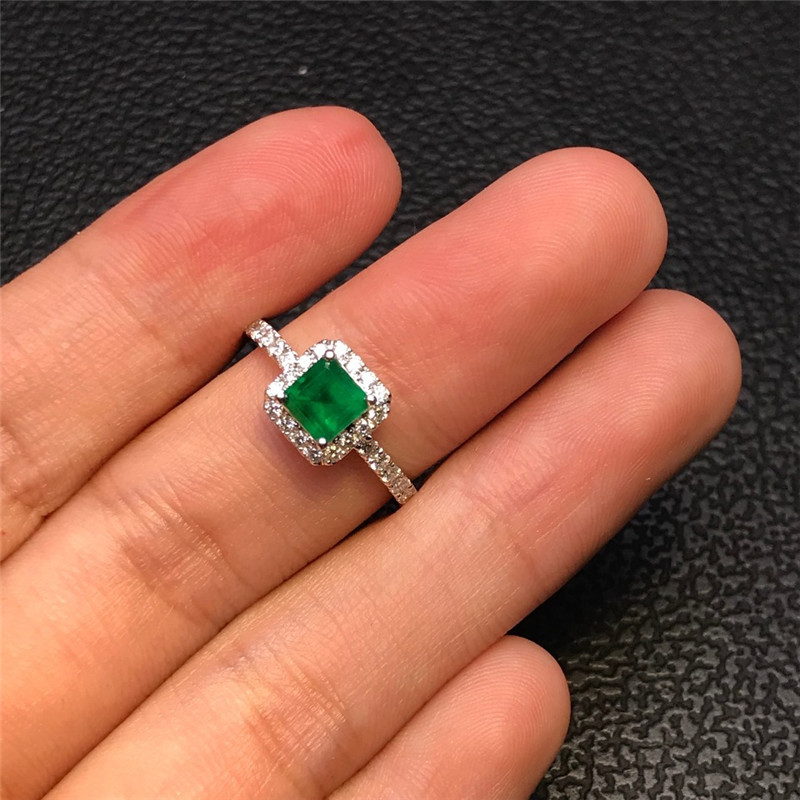 白18K金祖母绿钻戒0.600ct
