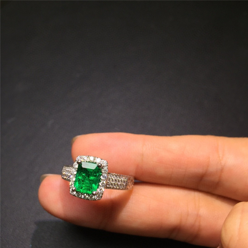 白18K金祖母绿钻戒1.372ct